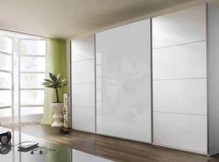 Dulap cu usi glisante KULMBACH 361x229x62cm alb alpin/ sticla alba configurabil