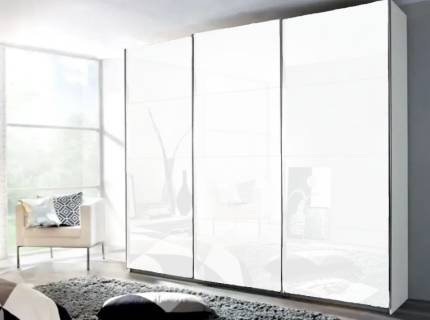 Dulap cu usi glisante KULMBACH 203x210x62cm alb alpin/ 3 usi sticla alba configurabil  